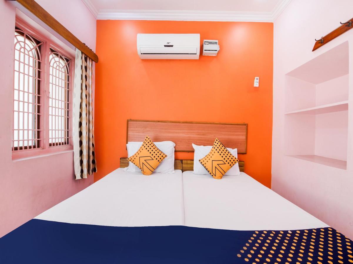 Kākināda 斯波特昂75742斯里德维旅馆酒店 外观 照片